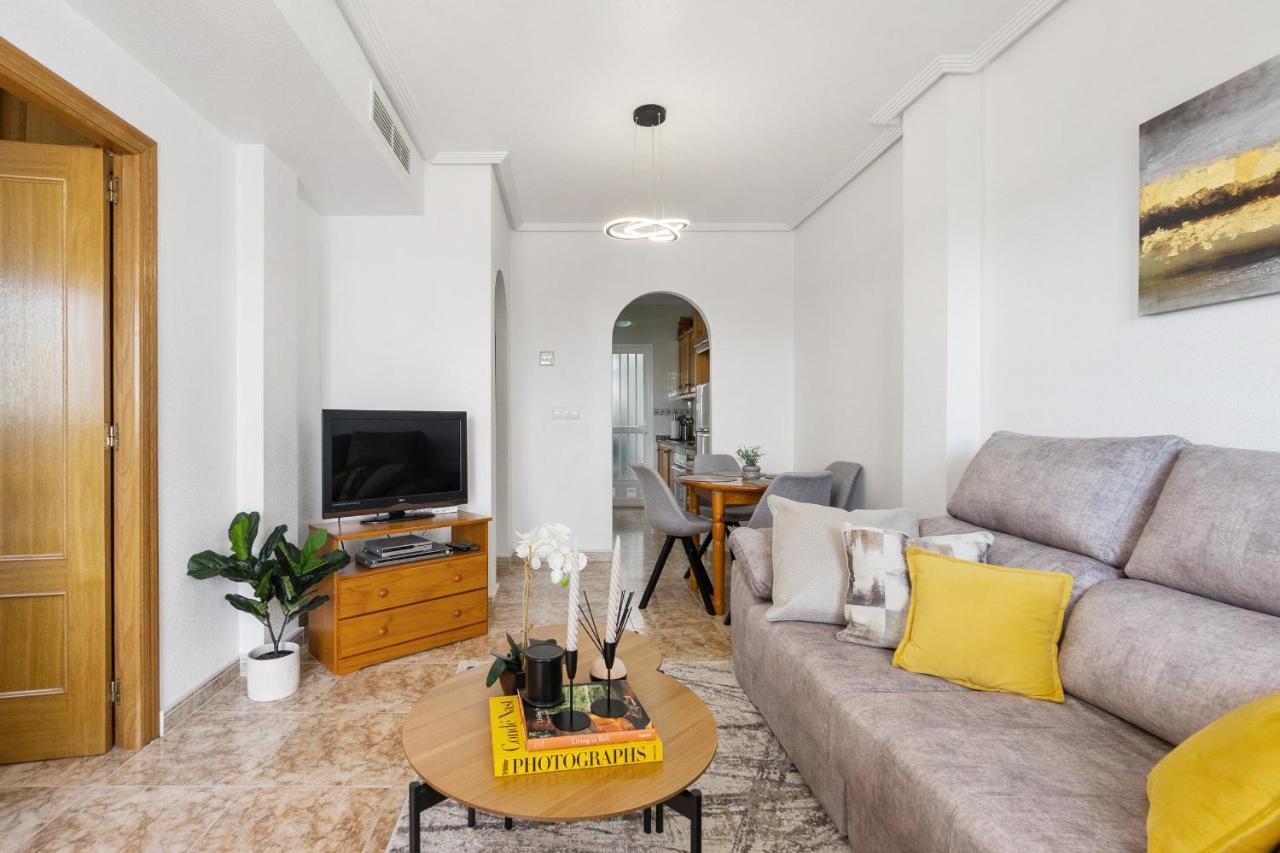 Cb Living - Homely Apartment Cinuelica, Punta Prima Dehesa de Campoamor  Buitenkant foto