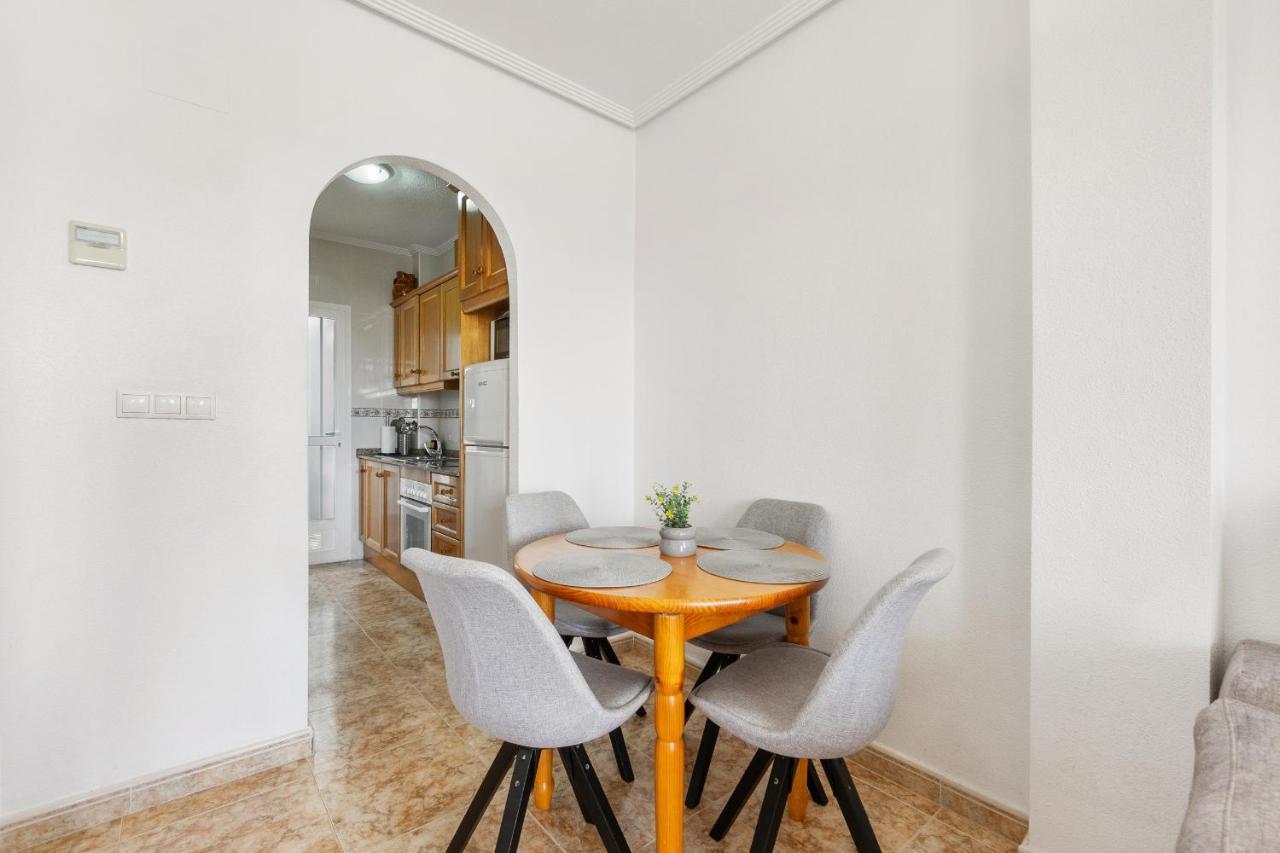 Cb Living - Homely Apartment Cinuelica, Punta Prima Dehesa de Campoamor  Buitenkant foto